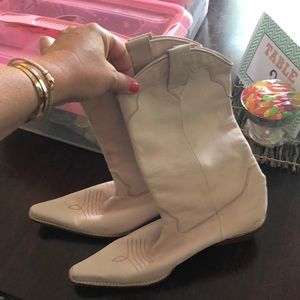 Pink leather cowboy boots from Argentina